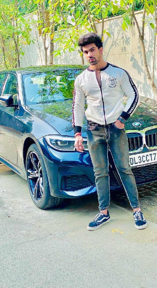 F234 照片794张 视频190个 印度 成熟男子 日常 生活 健身 自拍比较少