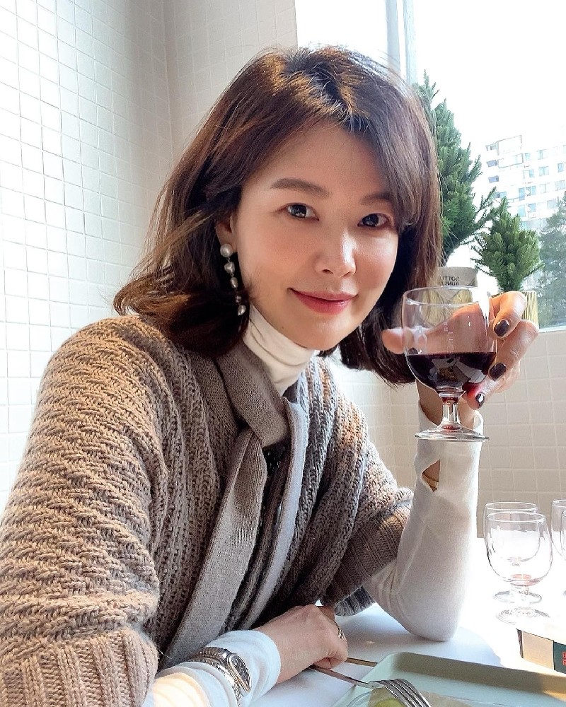 A2098 照片1493张 视频6个 韩国  少妇  自拍多  生活场景丰富 生活日常 旅游 风景 视频无自拍